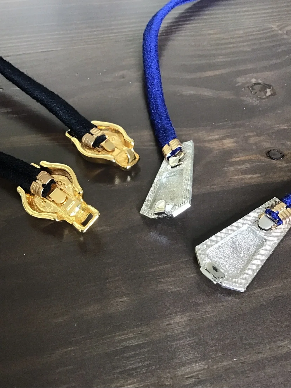Vintage skinny elastic cord cinch belts.